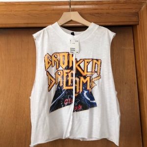 distressed vintage looking tank